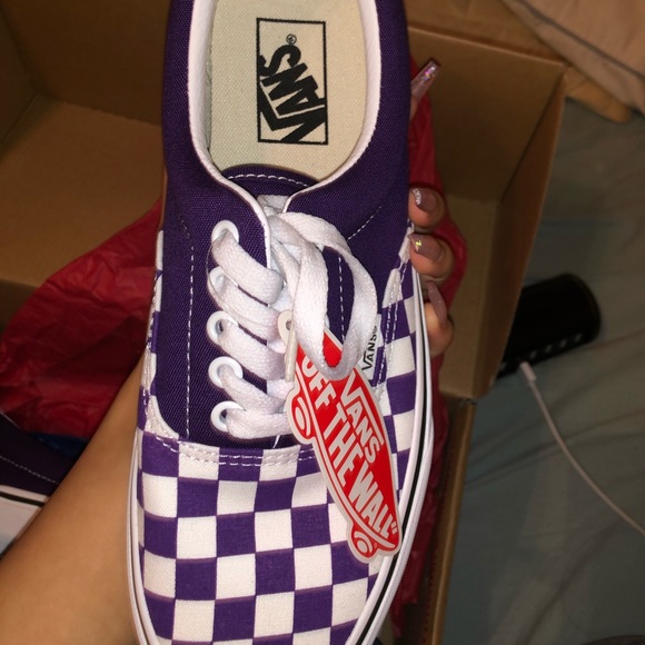 vans - Picture 2 of 6